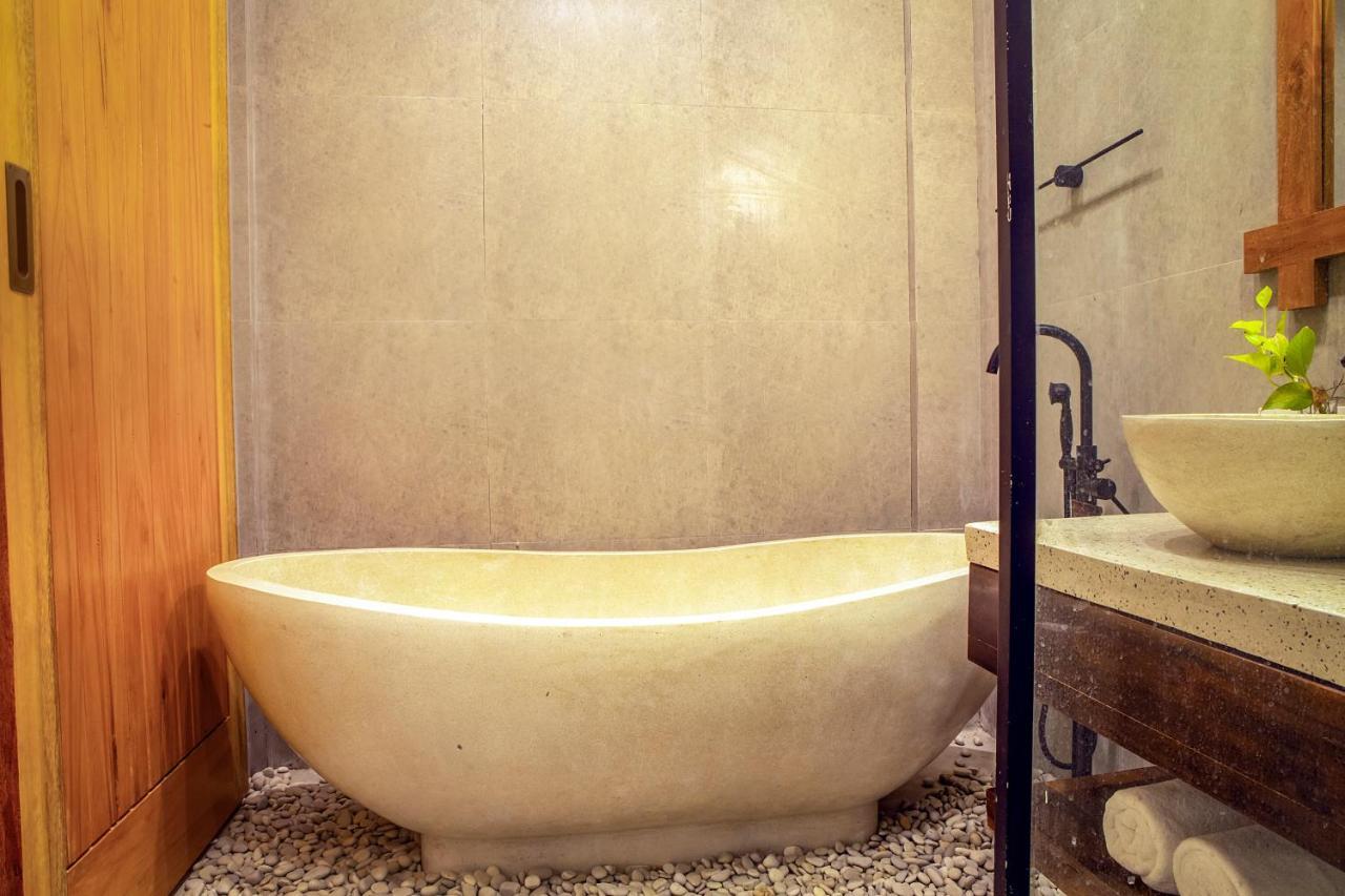 Kintsugi Private Mandalika Kuta (Lombok)